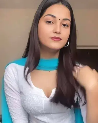 Escort In Daspur